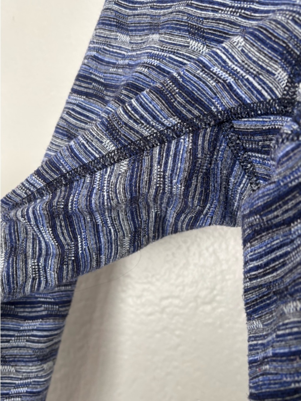 Lululemon Wunder Under High-Rise Leggings | Blue Stripe Pattern | Size 4 - Picture 5 of 7